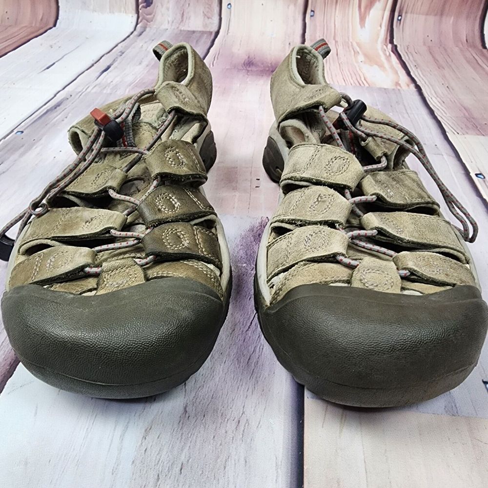 Keen Olive Green Brown Closed-Toe Hiking Sandals - Picture 2 of 8